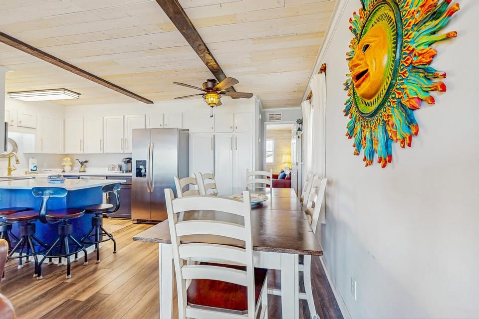 HB05 Silver Linings East & West House in Holden Beach