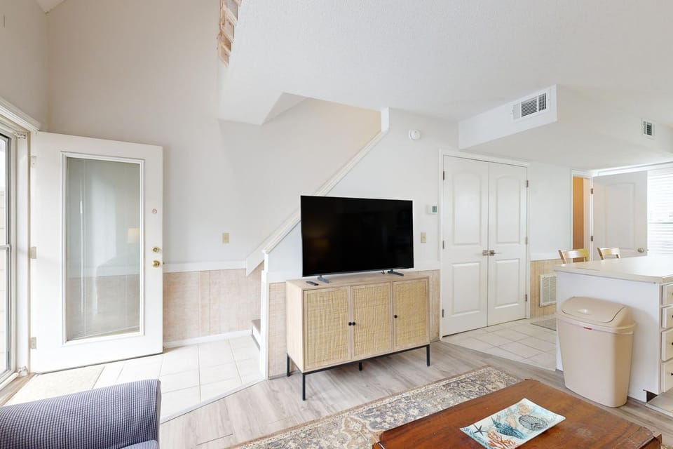 OIB69 Summer Breeze House in Ocean Isle Beach