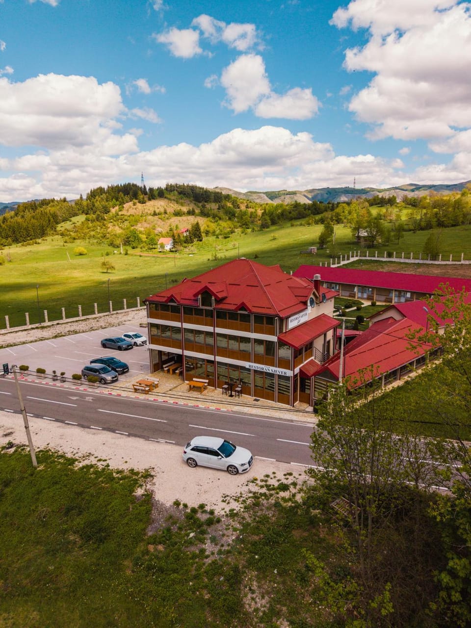 Property building, Day, Natural landscape, Parking