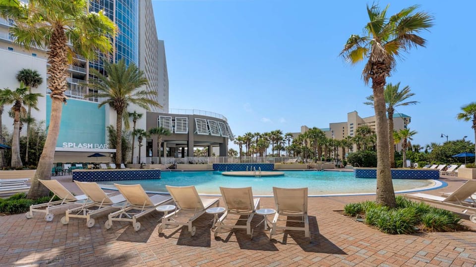 Laketown Wharf 731 House in Long Beach