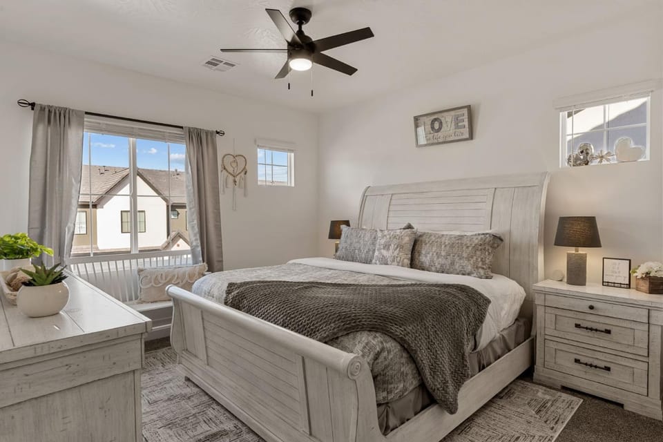 Sandstone Haven townhouse House in Washington