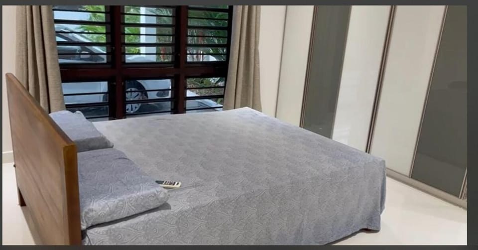 Posh Villa in TVM , Kowdiar, please contact host before booking Villa in Thiruvananthapuram