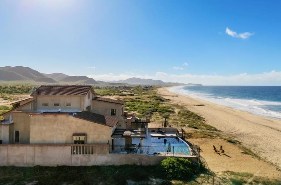 Château Cerritos - Luxury Oceanfront Estate Villa in Baja California Sur