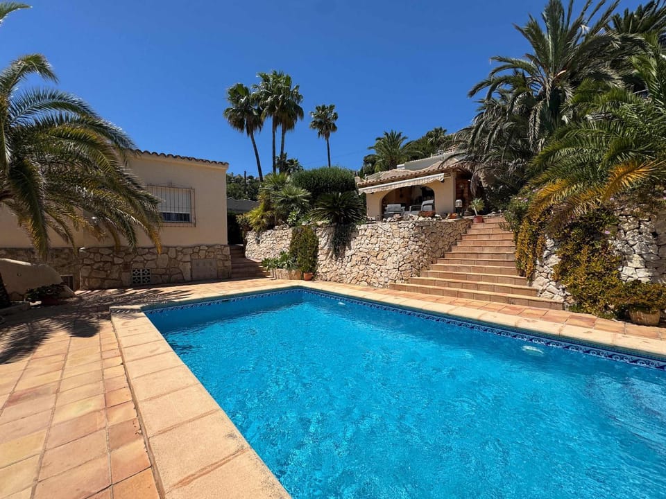 Beautiful villa with private pool and seaview Villa in Marina Alta