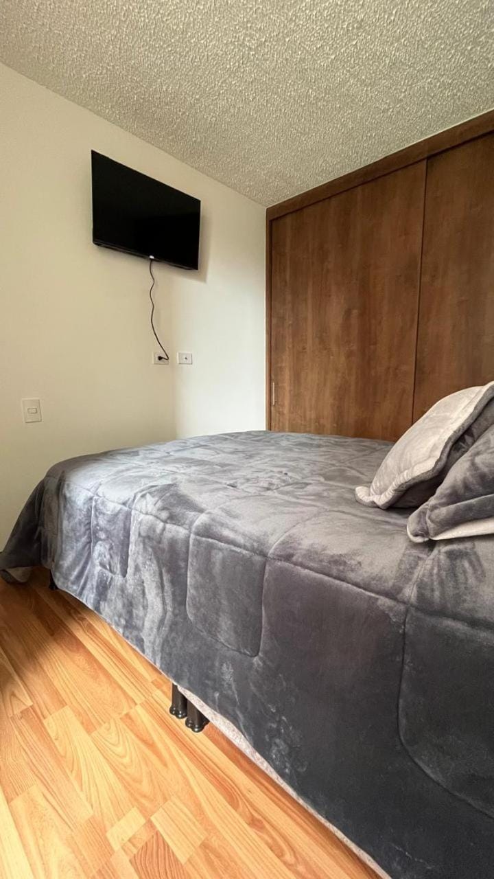 Apto Nuevo! Ubicación! Confort! WiFi potente! CoWorking! Piscina Apartment in Bogota