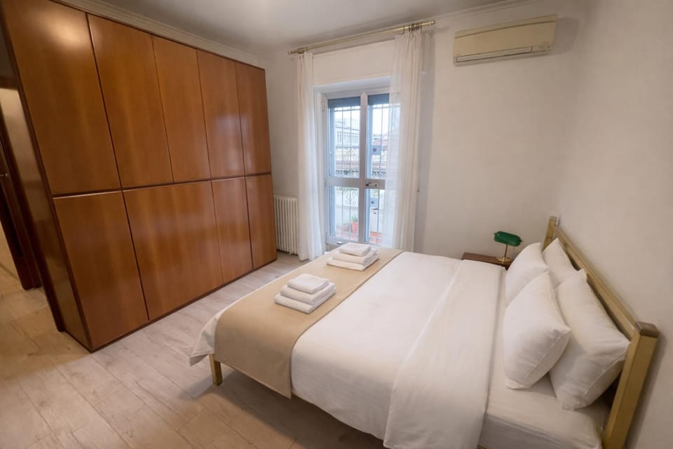 Bed, Photo of the whole room, Bedroom, towels, wardrobe, air conditioner