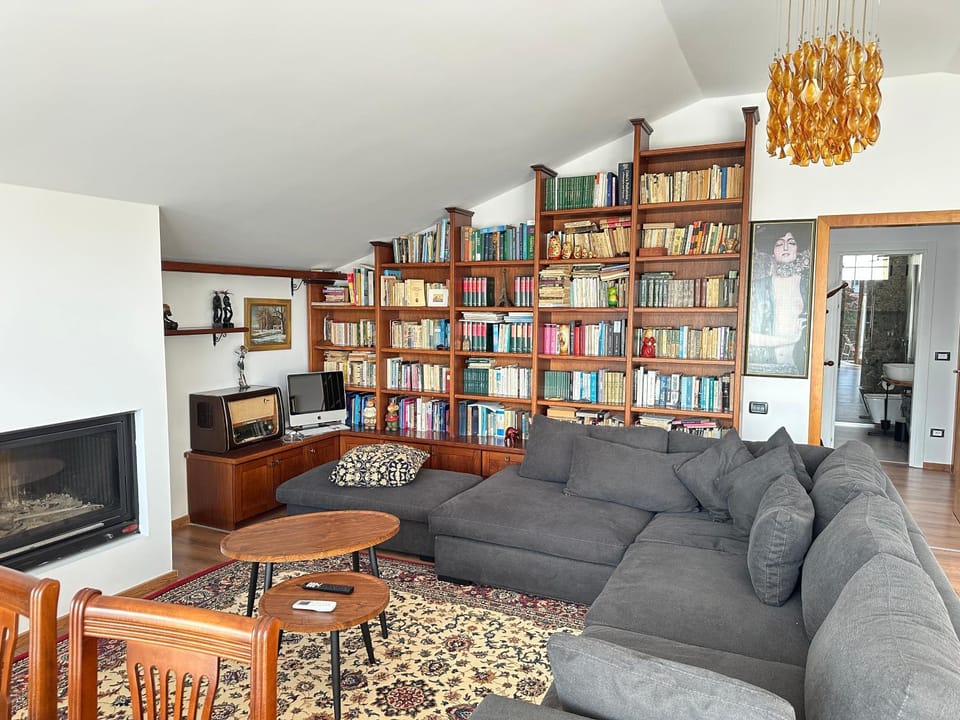 Communal lounge/ TV room, Living room