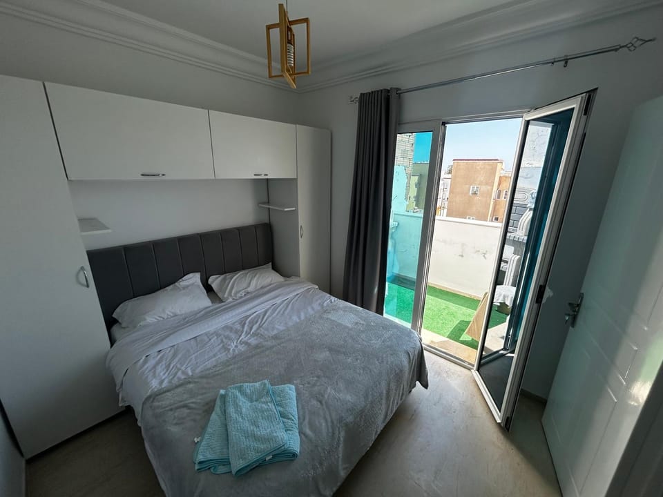 Cosy Apartment with Terrace, BBQ & Open View Apartment in Sousse