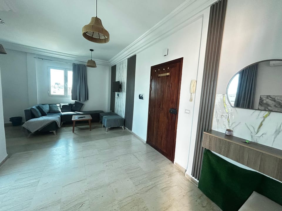 Cosy Apartment with Terrace, BBQ & Open View Apartment in Sousse