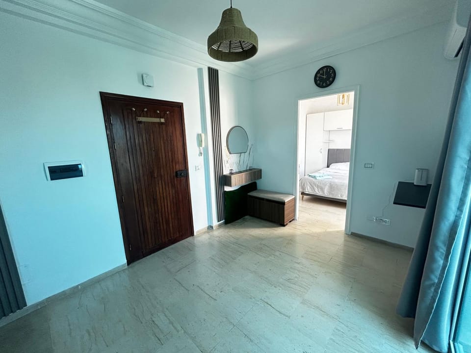 Cosy Apartment with Terrace, BBQ & Open View Apartment in Sousse