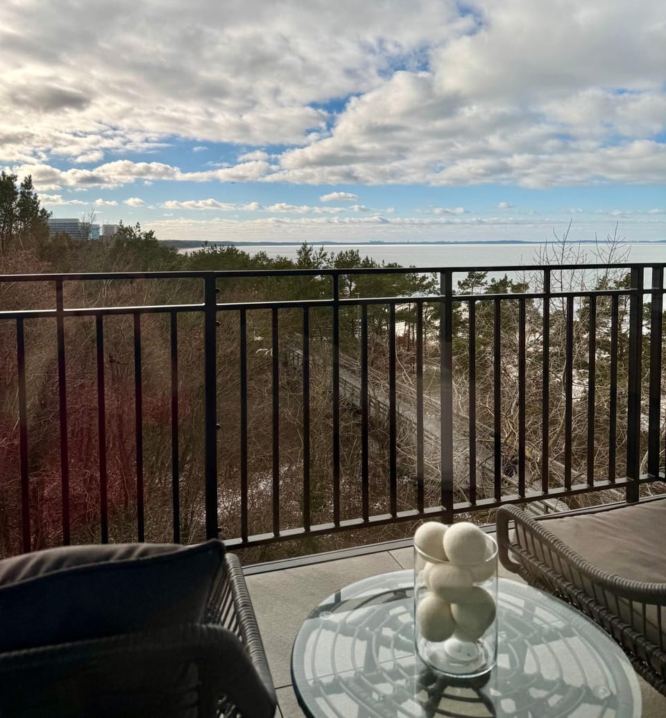 Day, Natural landscape, View (from property/room), Balcony/Terrace, Decorative detail, Dining area, Sea view
