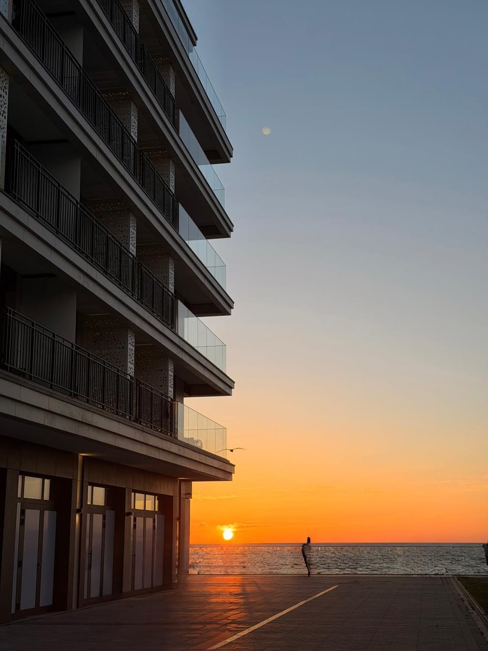 Property building, Summer, Location, Sunset, air conditioner