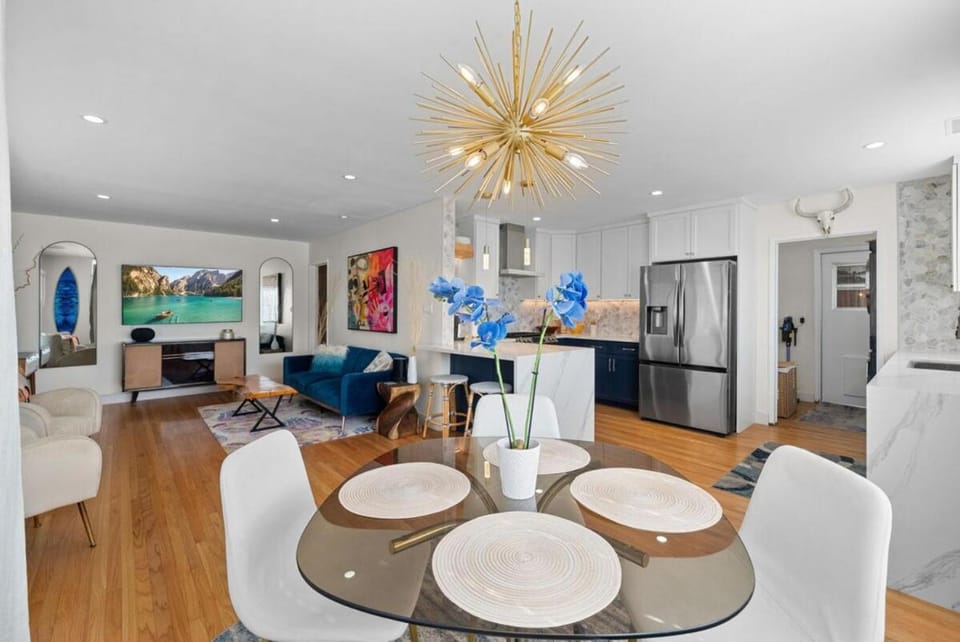 The Mosaic by Coastline Vacation Rentals House in San Diego