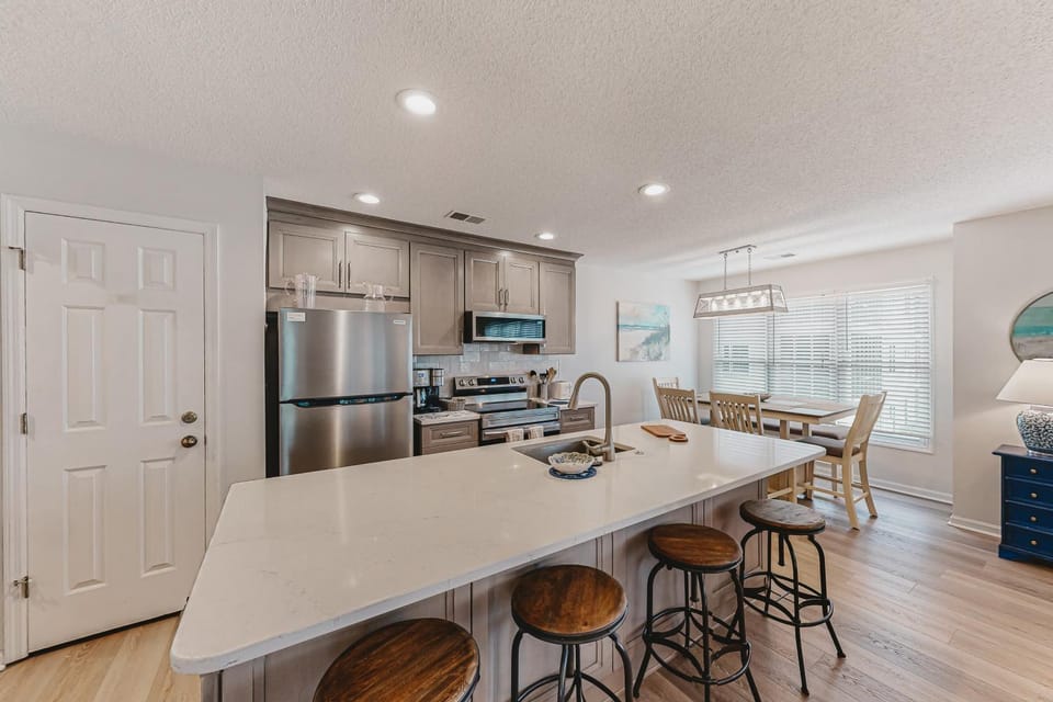 SB37 Robin's Nest House in Sunset Beach