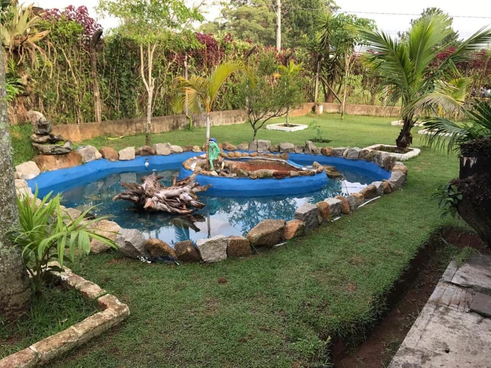 Garden, Lake view
