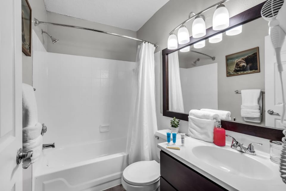 Family Friendly 2 Bed in Fort Lauderdale Apartment in Pompano Beach
