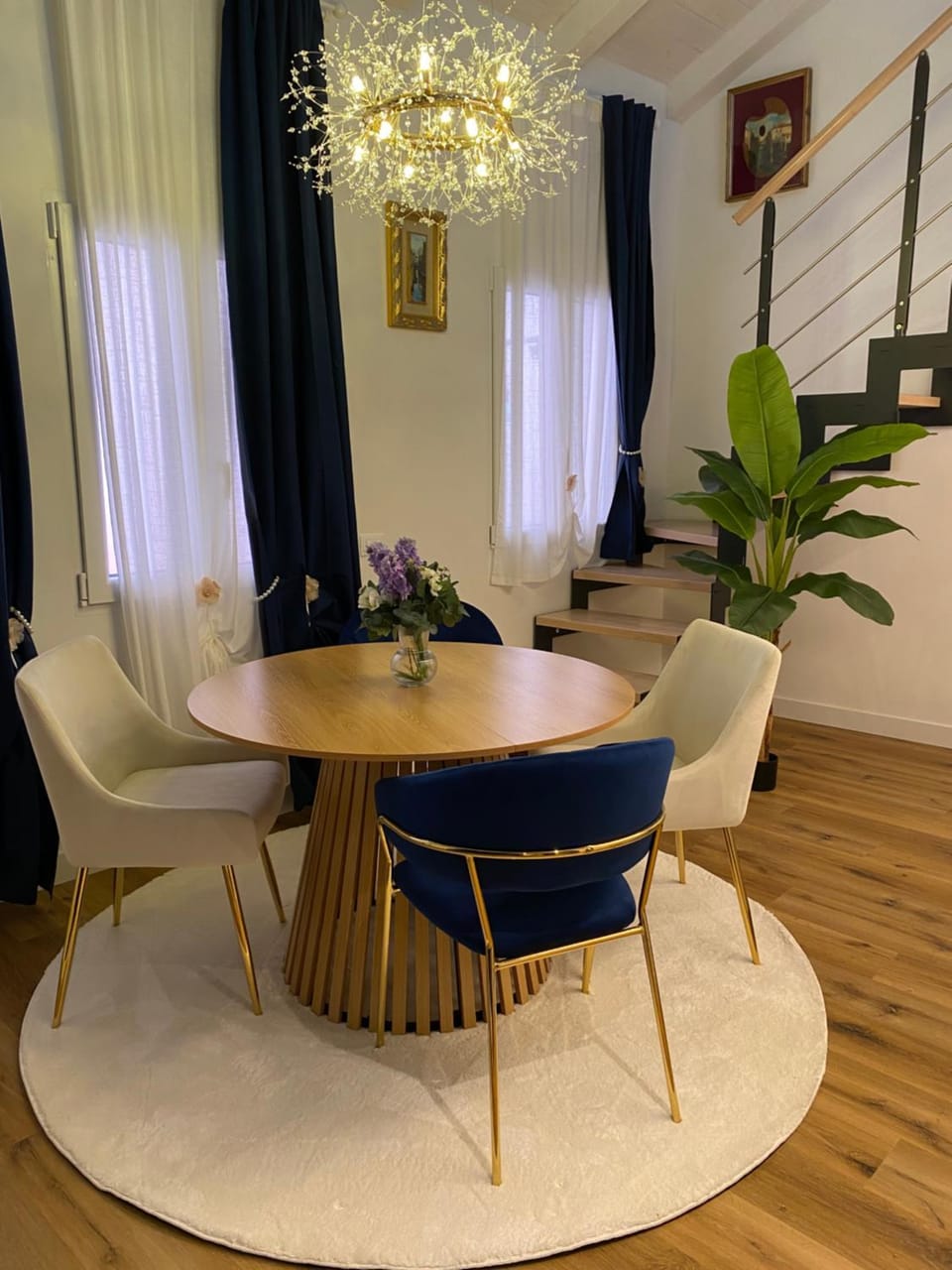 Communal lounge/ TV room, Dining area, kitchen