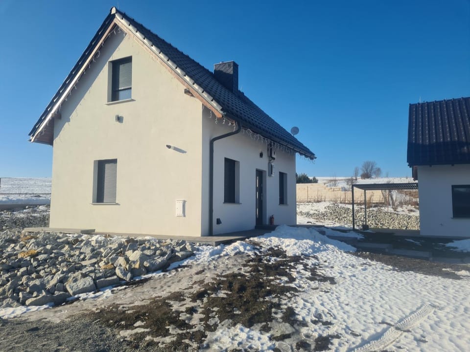 Jagodowe wzgórze domki z sauną i balją Villa in Lower Silesian Voivodeship