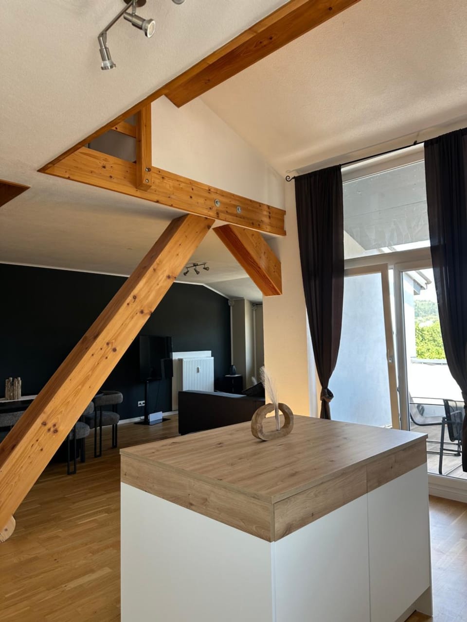 Kitchen or kitchenette, Living room