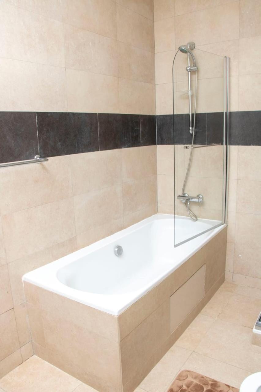 Chambre privée au coeur de la ville Bed and Breakfast in Dakar