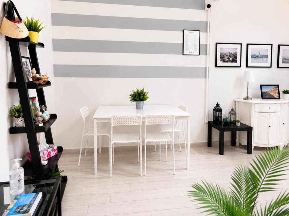 Lobby or reception, Dining area