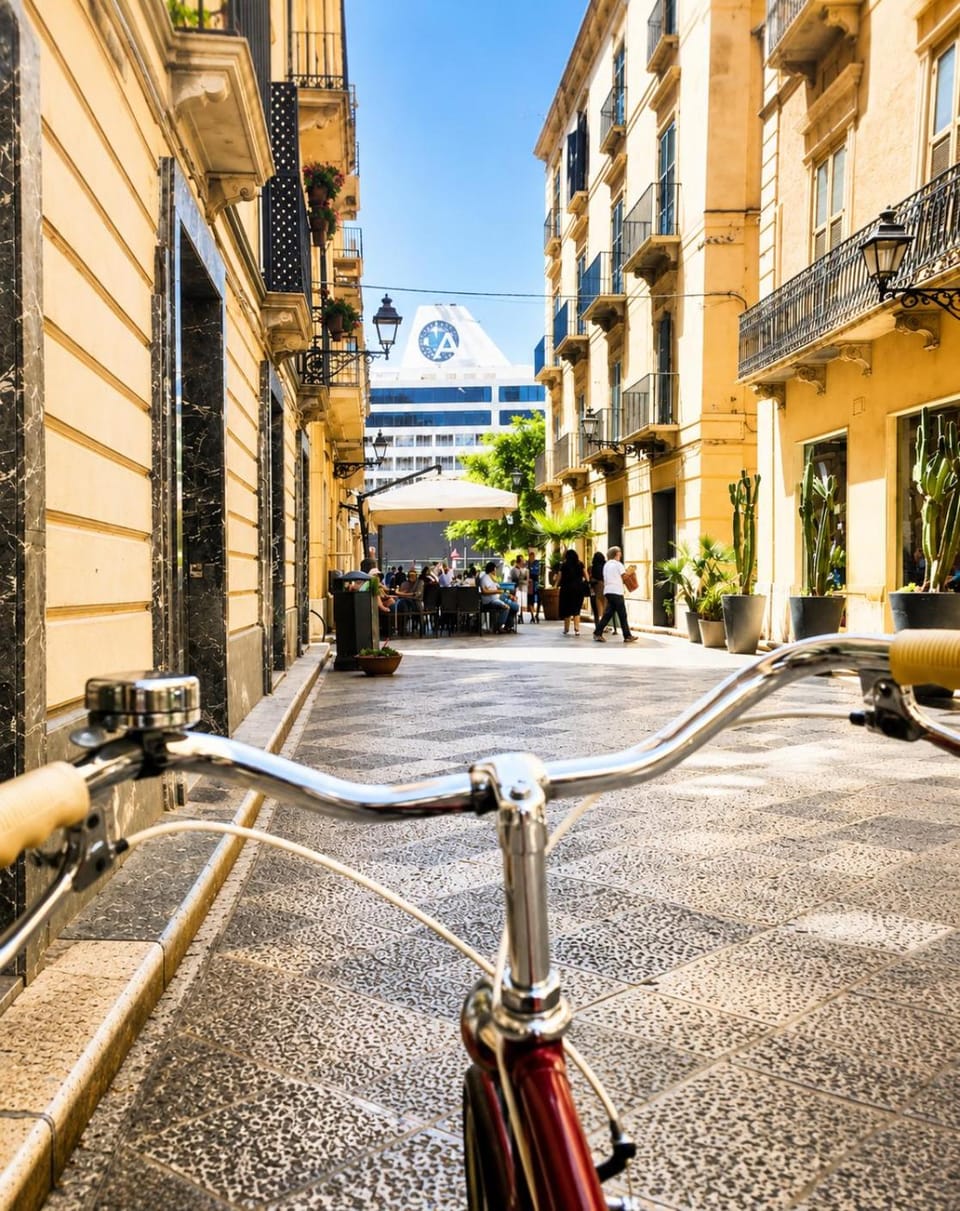 Day, Neighbourhood, Cycling, City view, Street view