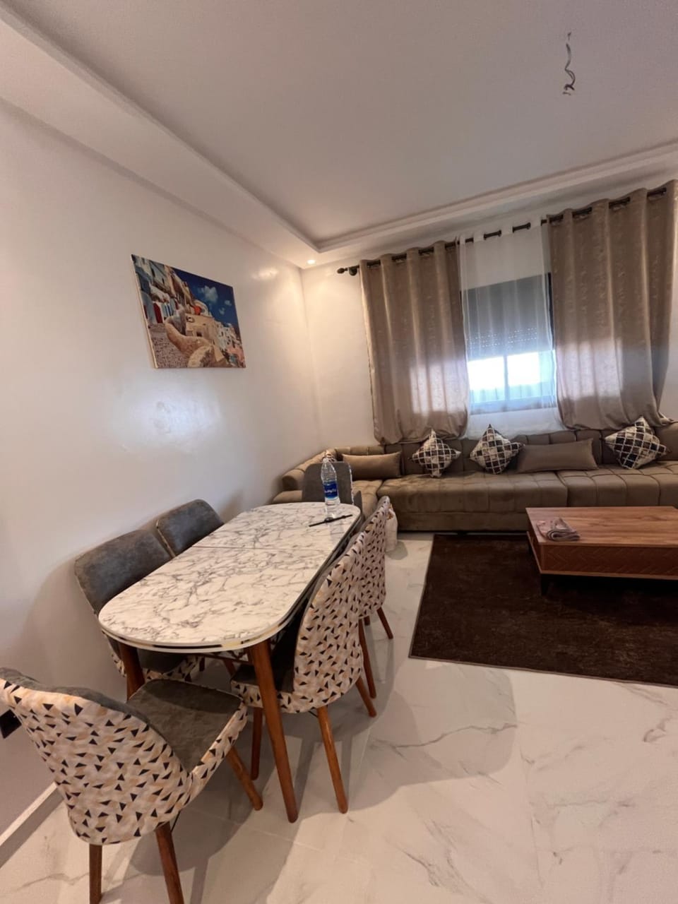 Appartement moderne près corniche et gare du train Apartment in Tangier