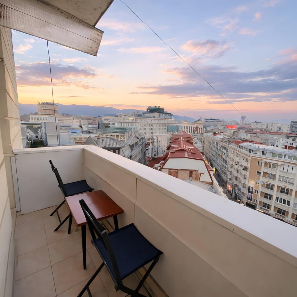 Day, View (from property/room), Balcony/Terrace, City view