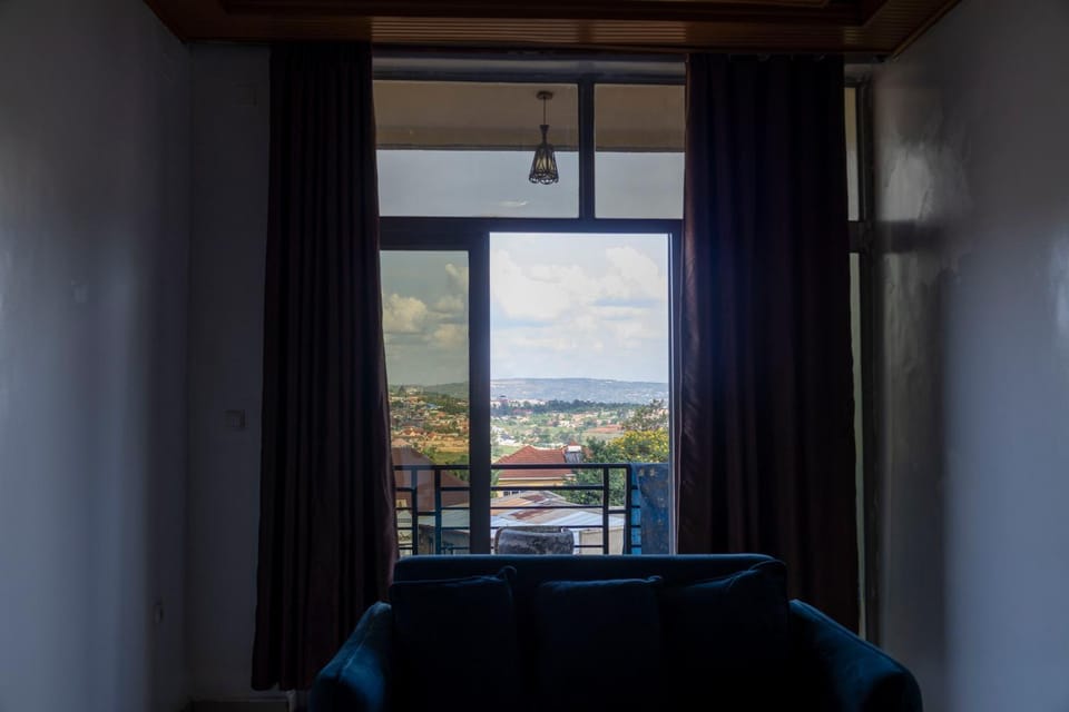 Natural landscape, View (from property/room), Balcony/Terrace, Seating area, Mountain view