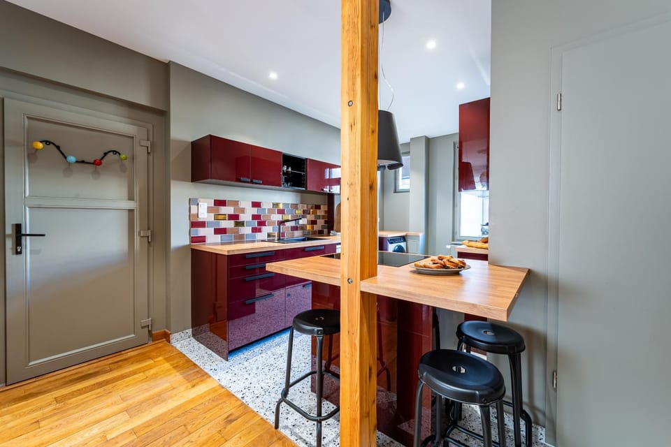 Coffee/tea facilities, Lounge or bar, microwave, oven, stove, kitchen