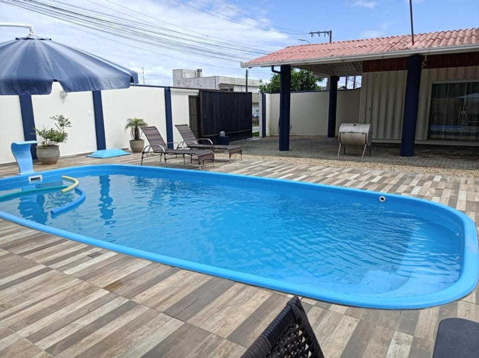 Charm House II 6 min Beto Carrero House in Penha