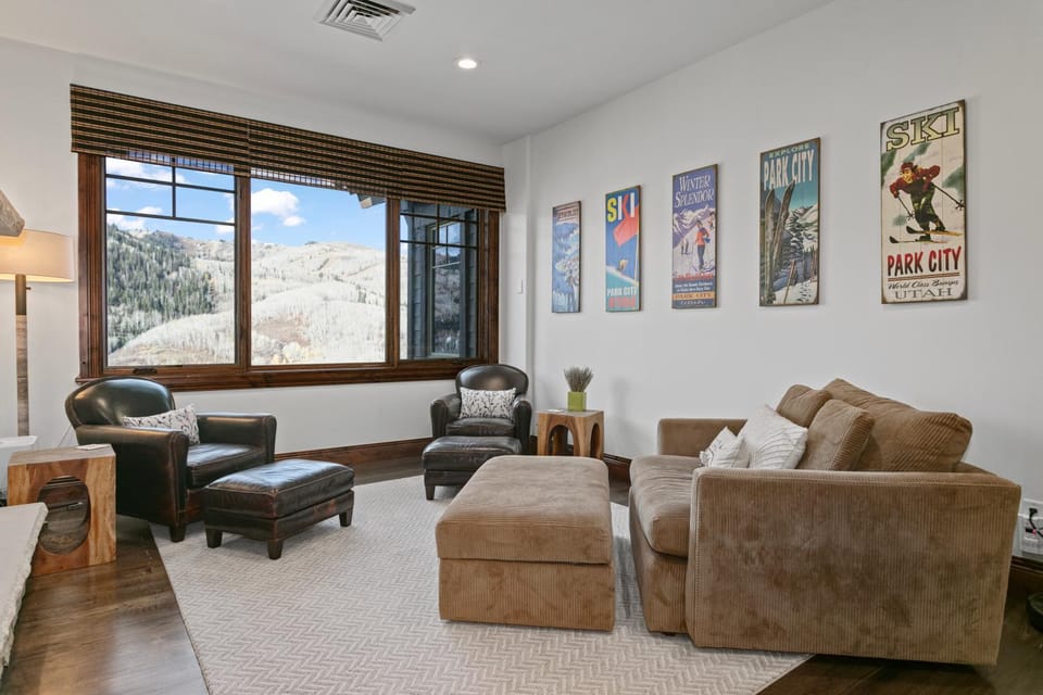 Ski-In Ski-Out 4BR Deer Valley Retreat condo Apartment in Park City