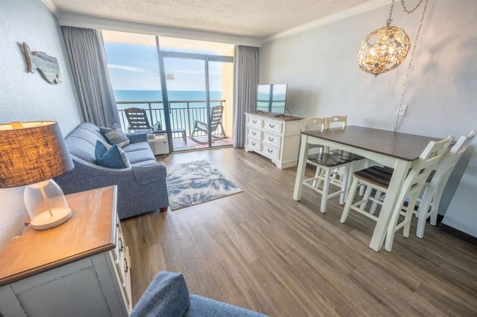 New at Caravelle Resort - Pools - Honeymoon Suite House in Myrtle Beach
