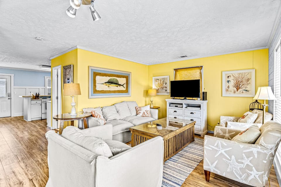 SB52 Sunny Side Up House in Sunset Beach
