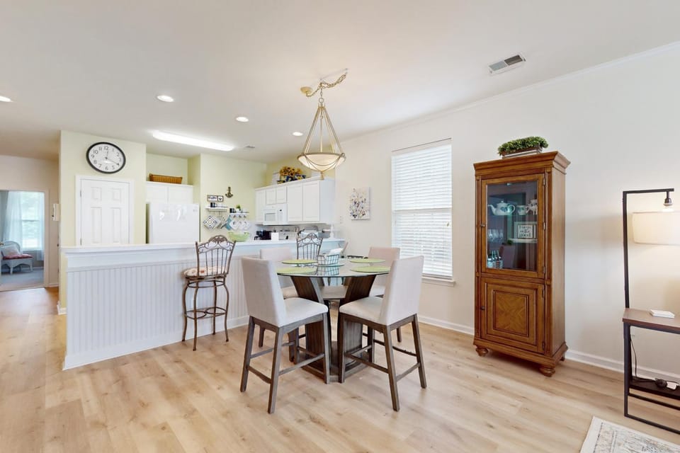 SB67 Meet Me in Sunset House in Sunset Beach