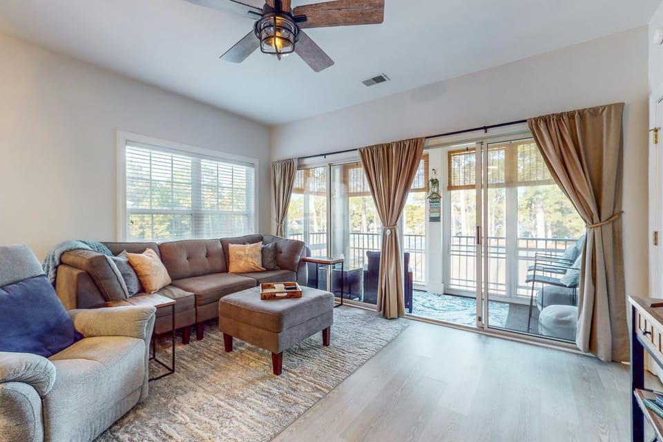 SB72A Sea Trail Golf-Beach Villa House in Sunset Beach