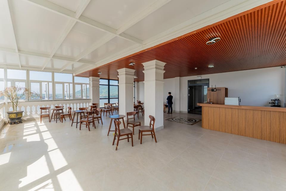 Lounge or bar