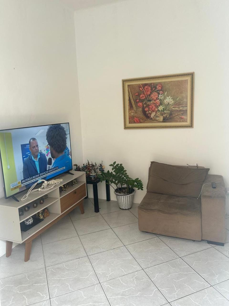 100m Osmar circuito av 7 next to two malls Apartment in Salvador