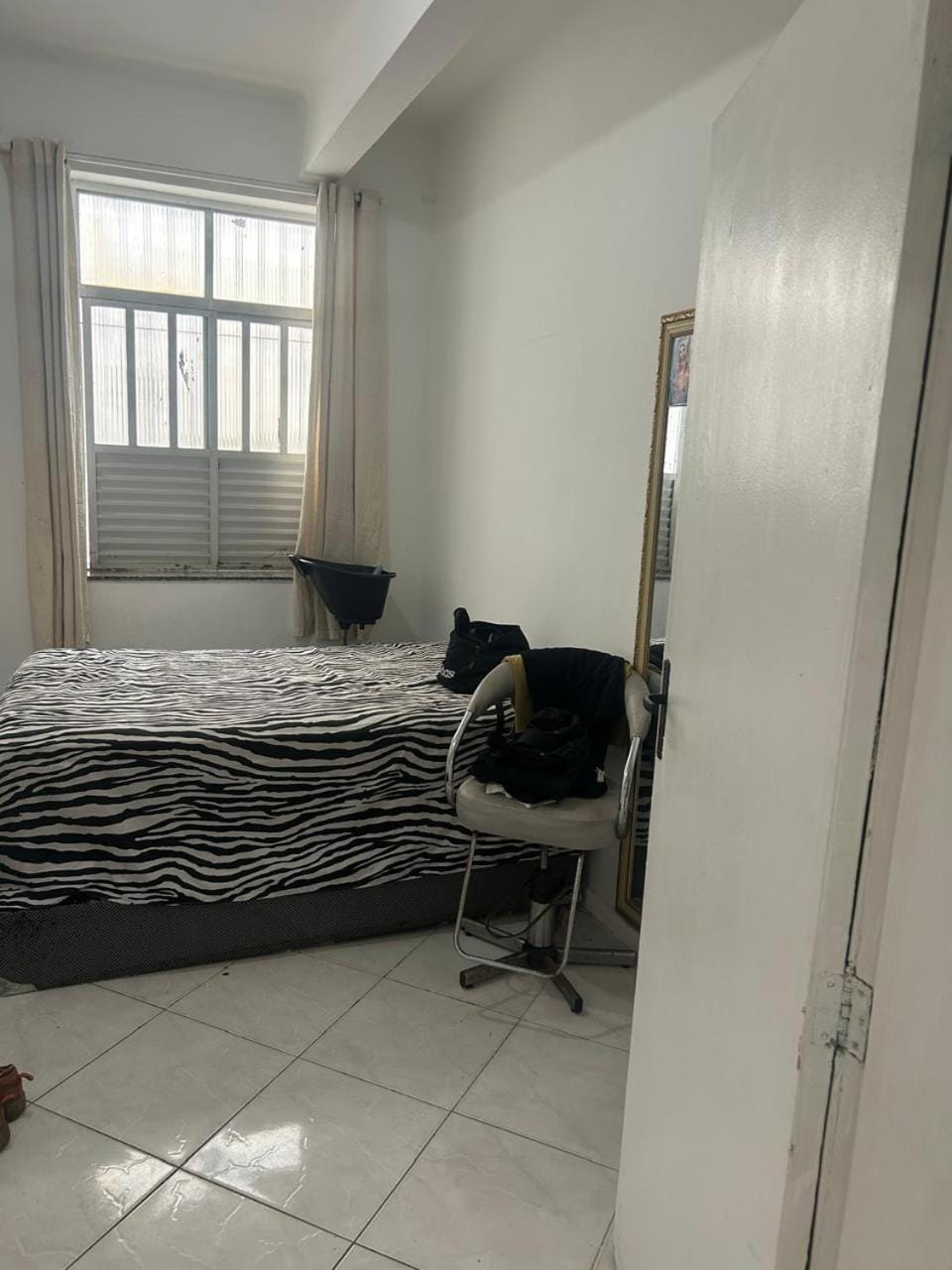 100m Osmar circuito av 7 next to two malls Apartment in Salvador