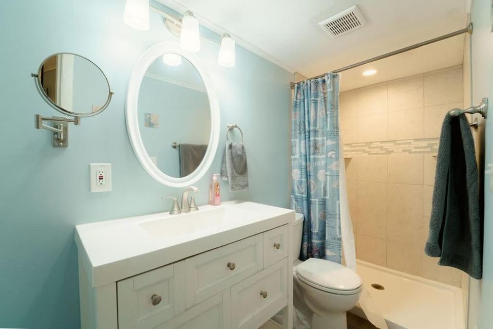 Bayfront Bliss Your Waterfront Getaway Apartment in Ocean City