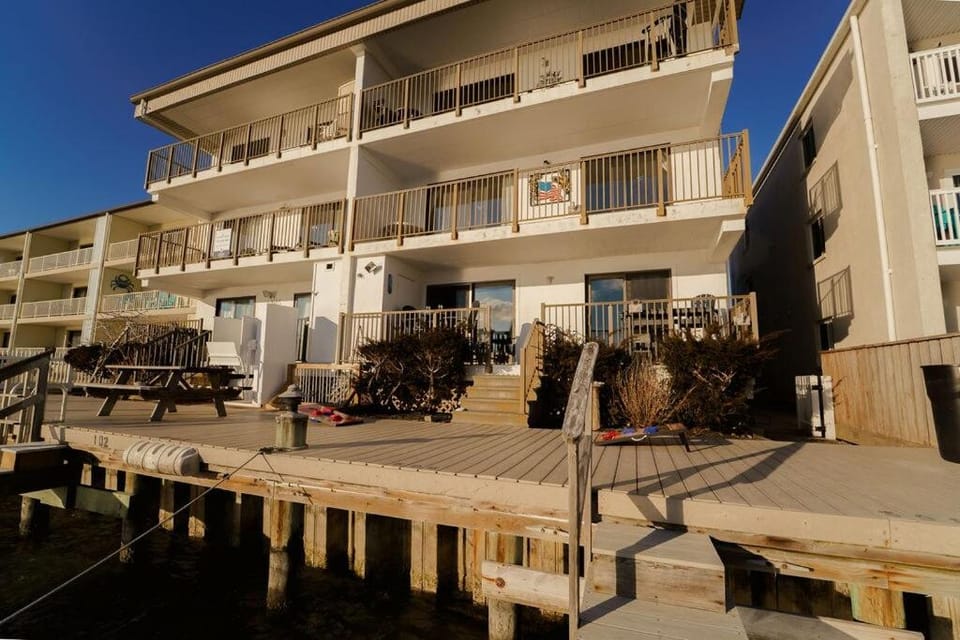 Bayfront Bliss Your Waterfront Getaway Apartment in Ocean City