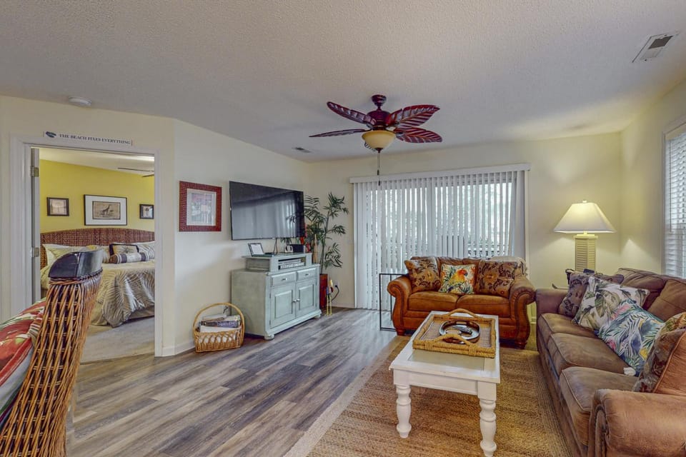 STJ22A Villa on the Green - Partial Condo House in Saint James