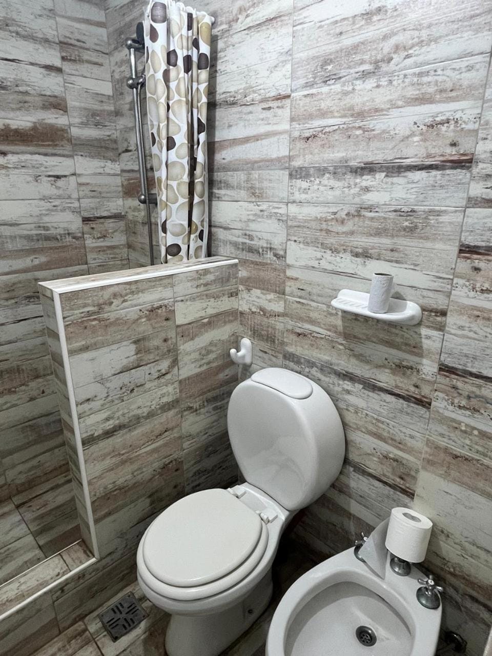 Shower, Bathroom, bidet