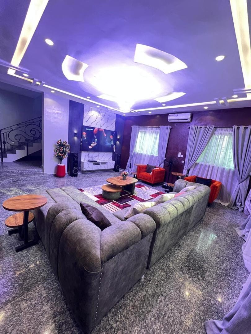 Shortlet247 Apartment in Lagos