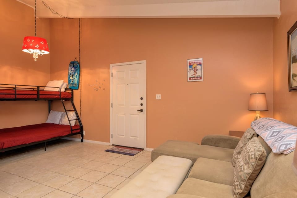 Tiki 337 - Oceanview Condo with Pools & Beach Access Apartment in South Padre Island