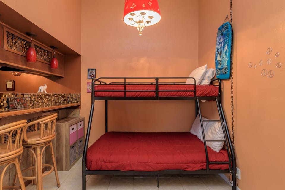Tiki 337 - Oceanview Condo with Pools & Beach Access Apartment in South Padre Island