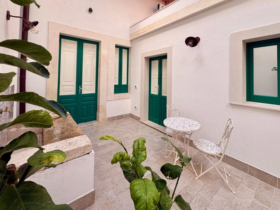 Day, Garden, Garden, View (from property/room), Balcony/Terrace, Garden view