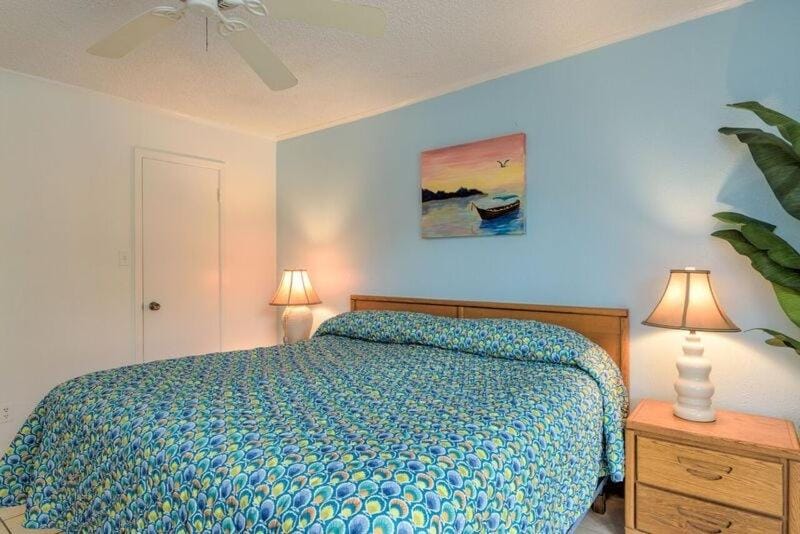 Tiki 111 - Condo in South Padre Island Apartment in South Padre Island