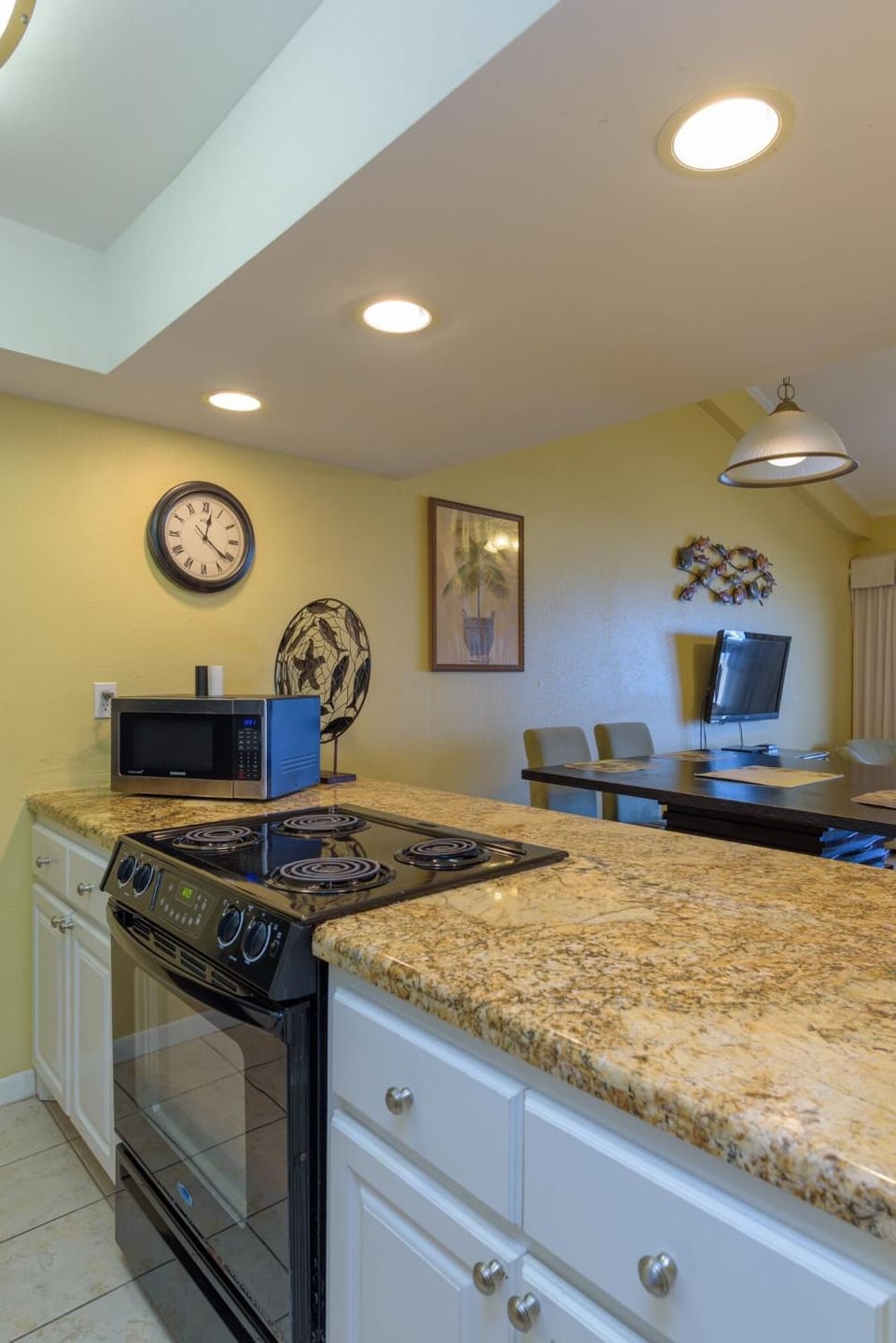 Tiki 332 - Oceanview 1BR Condo with Large Balcony Apartment in South Padre Island