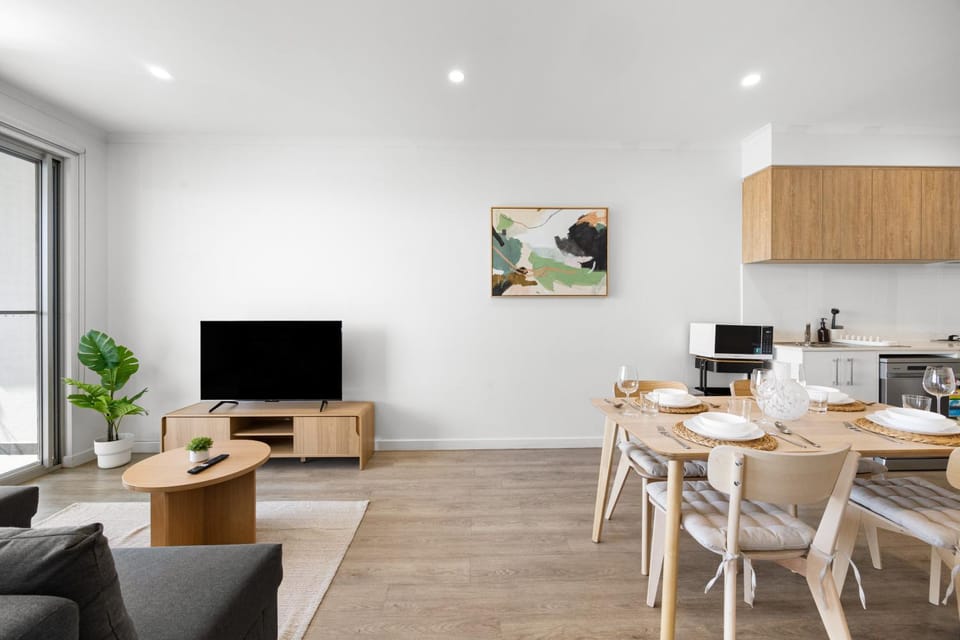 TV and multimedia, Kitchen or kitchenette, dishwasher, microwave, kitchen